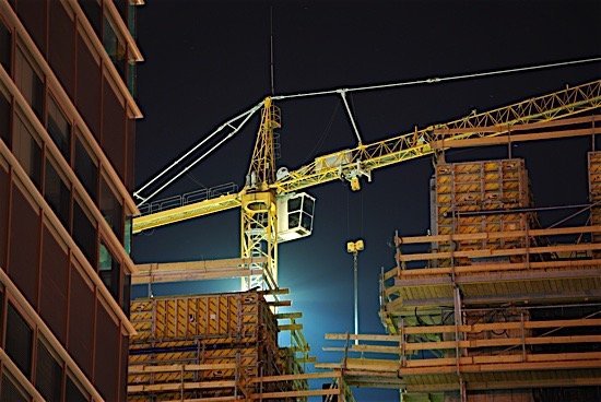 construction-crane-occupations-qualifications-diploma-degree-trades-building-condo-ca